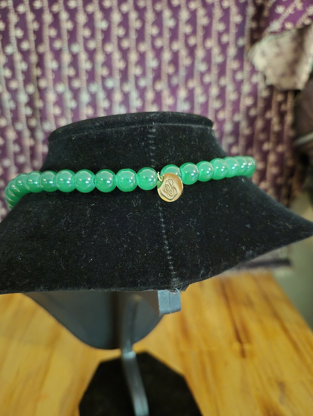 Green Beaded Pendant Necklace - Picture 4 of 4